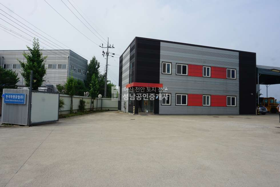 충남 아산시 둔포면 신법리 자동차관련, 층고높은 공장 및 사무동 매매 매물번호 10023 사진 1